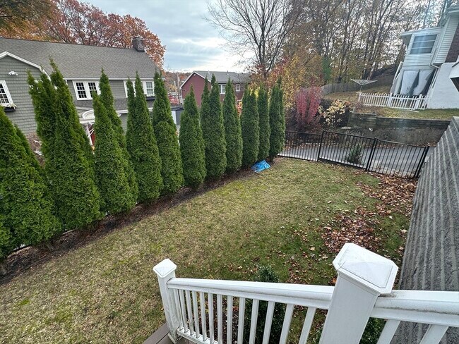 Building Photo - 53 Old Mystic St