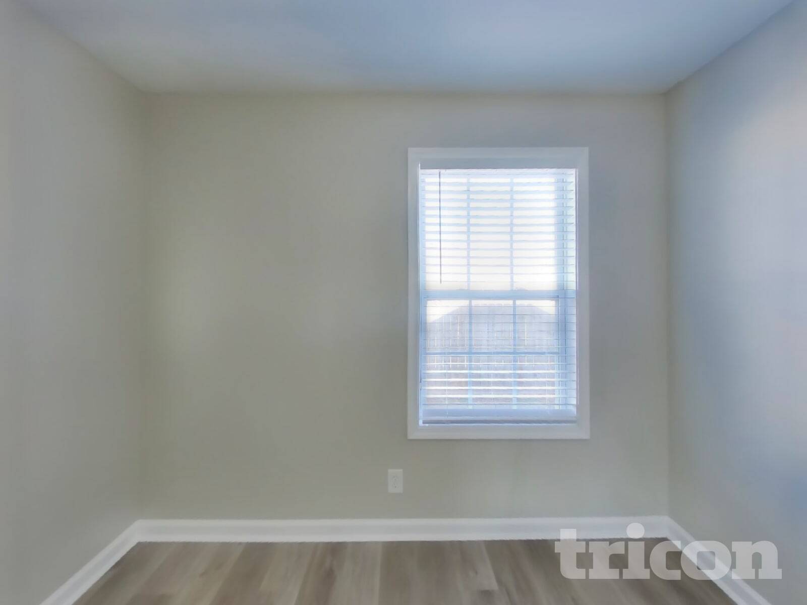 Building Photo - 1339 Loren Circle