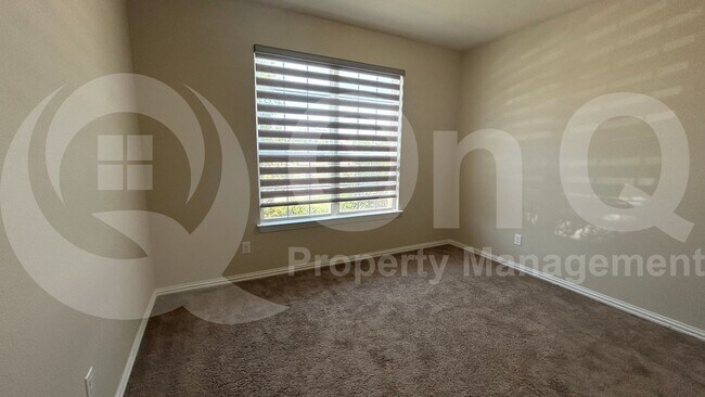 Building Photo - 2221 Candler Club Way