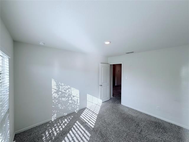 Building Photo - 740 Saratoga Dr