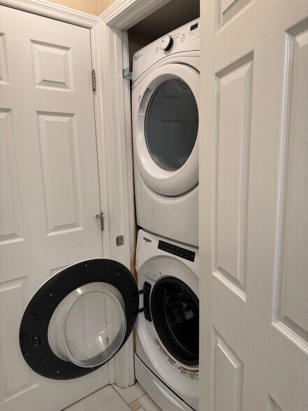 Full Size Front Load Washer/Dryer - 12 Durbin Pl