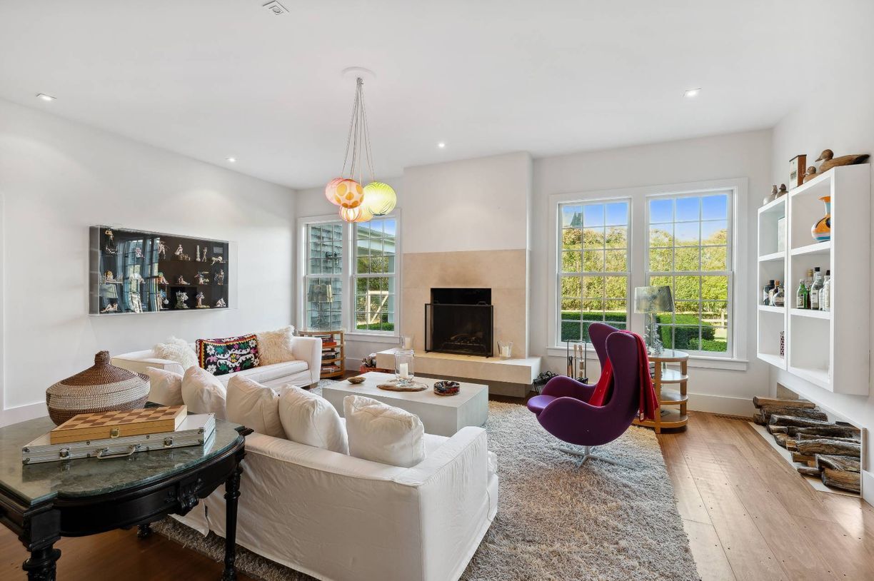 Building Photo - 50 Mecox Bay Ln