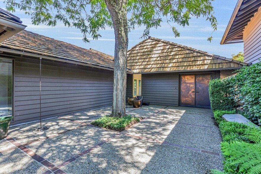Building Photo - 17642 Upper Cherry Ln