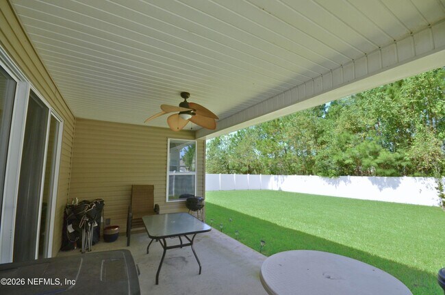 Building Photo - 1487 Falabella Dr