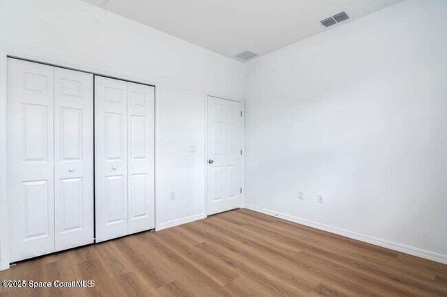 Building Photo - 1658 Hamilton Ave SW