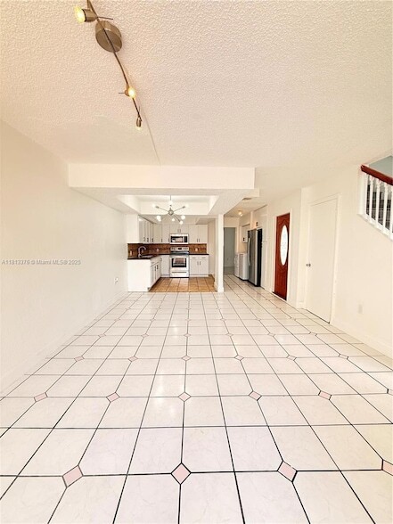 Building Photo - 20000 SW 123rd Dr