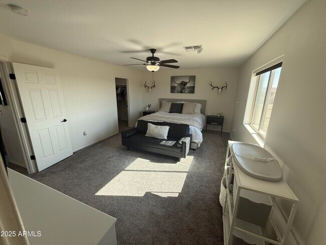 Building Photo - 726 S Johnson Rd