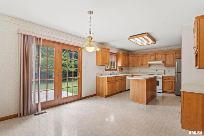 Building Photo - 1616 Hunter Ridge Dr