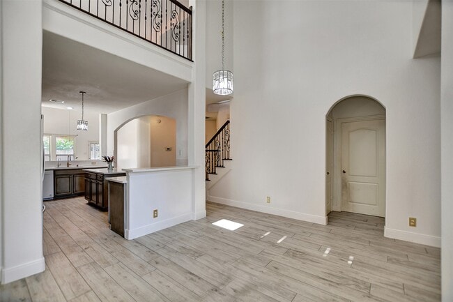 Building Photo - 20831 Brodie Ln