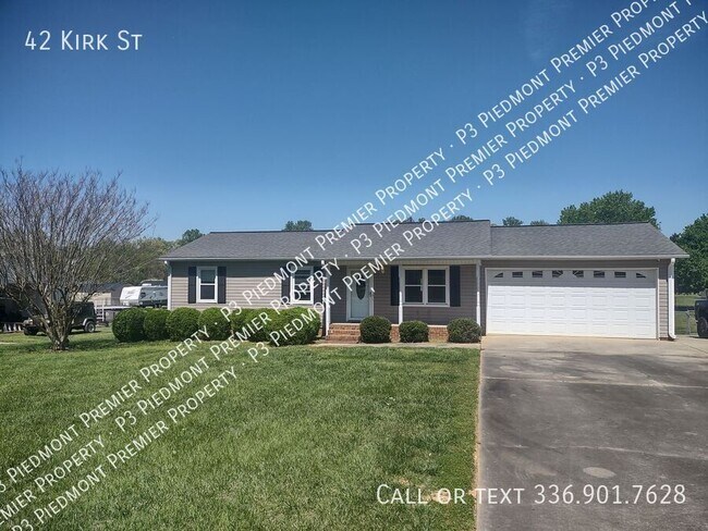 Building Photo - 42 Kirk St