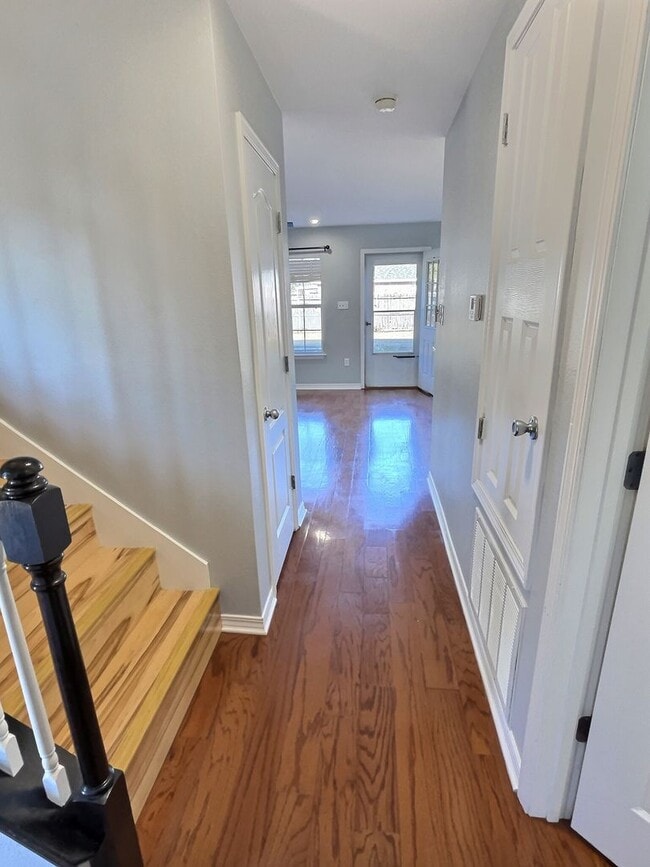 Building Photo - Ocean Springs home in the Waterford Village Subdivision!