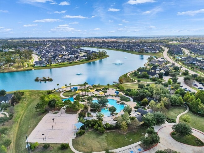 Building Photo - 10135 Cypress Path