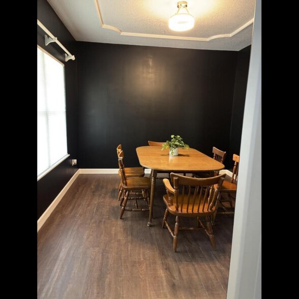 Building Photo - 605 Adens Woods Ct