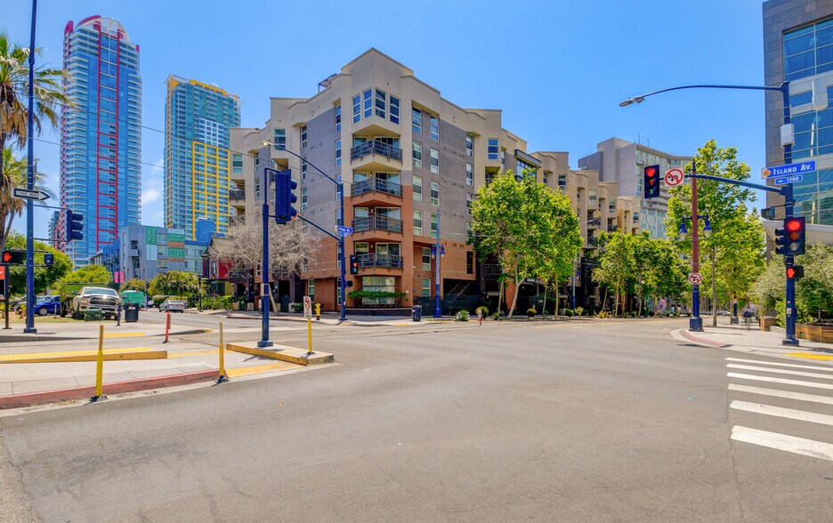 Building Photo - 1225 Island Ave