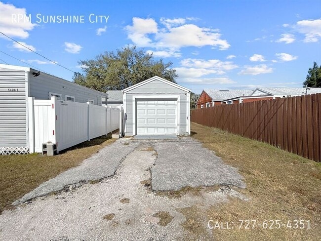 Building Photo - 5408 5th Ave N