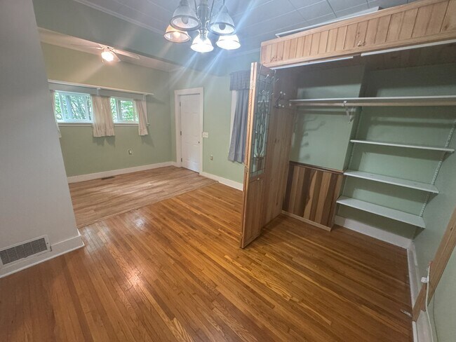 Bedroom - 42 Chappell St