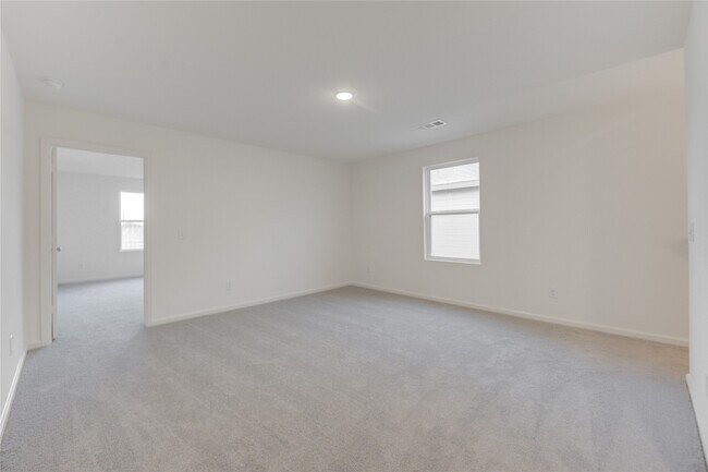 Building Photo - 8815 Vacek Xing Wy