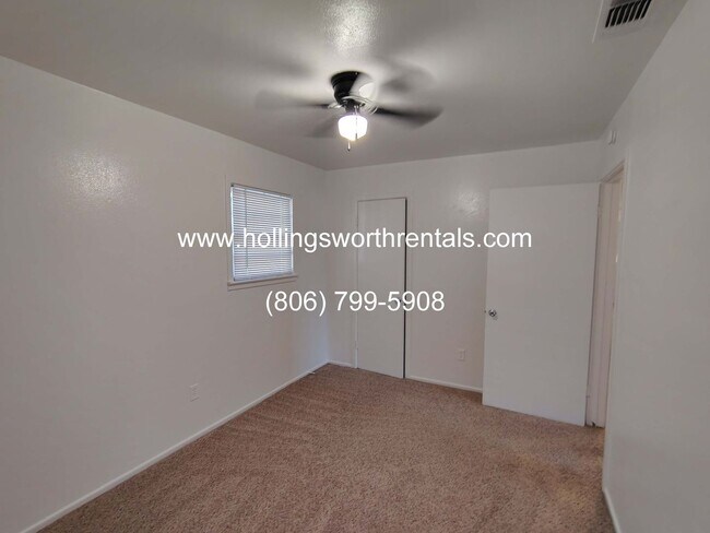 Building Photo - Cute 3 Bed 1 bath house