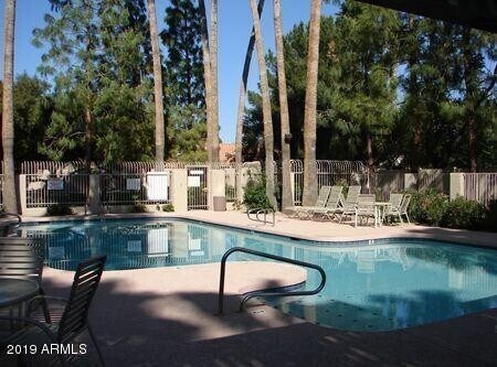 Building Photo - Location! Location! Beautiful 4 Bedroom/ 3 Bath Home! Ray/Kyrene