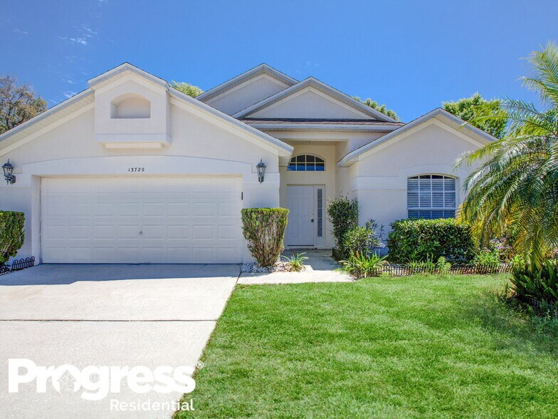 Primary Photo - 13720 Meadowpark Ave