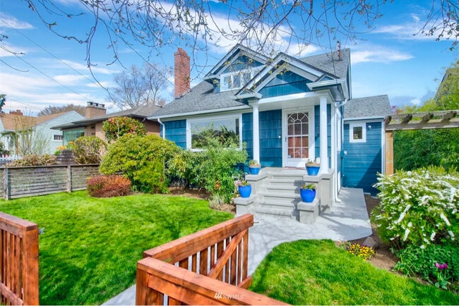 Building Photo - 8018 28th Ave NW