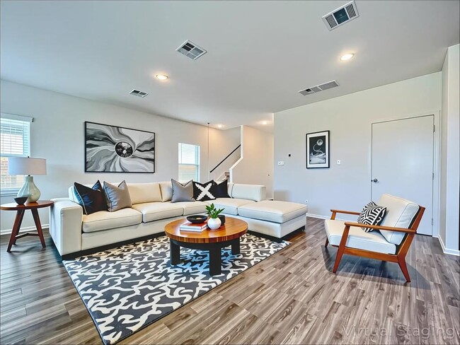 Building Photo - 118 Canley Lp