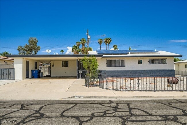 Building Photo - 555 Canosa Ave