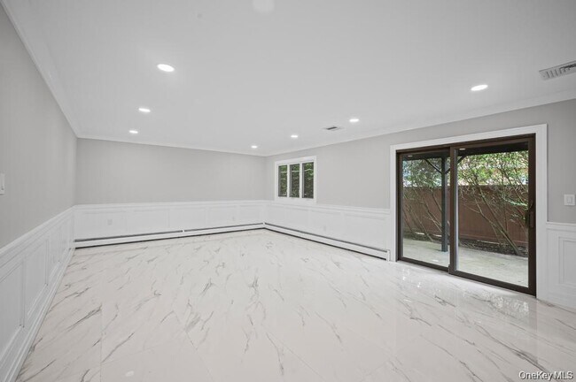 Building Photo - 1 Saratoga St