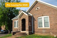Building Photo - 8BR/6BA Fort Sanders Home Near UTK | Avail...