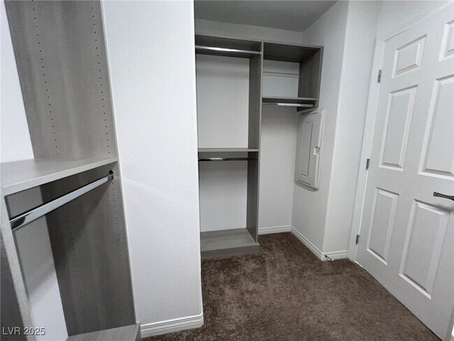 Building Photo - 7075 Jasper Hill Way