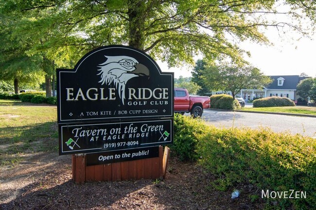 Building Photo - 105 Maraketch Ct