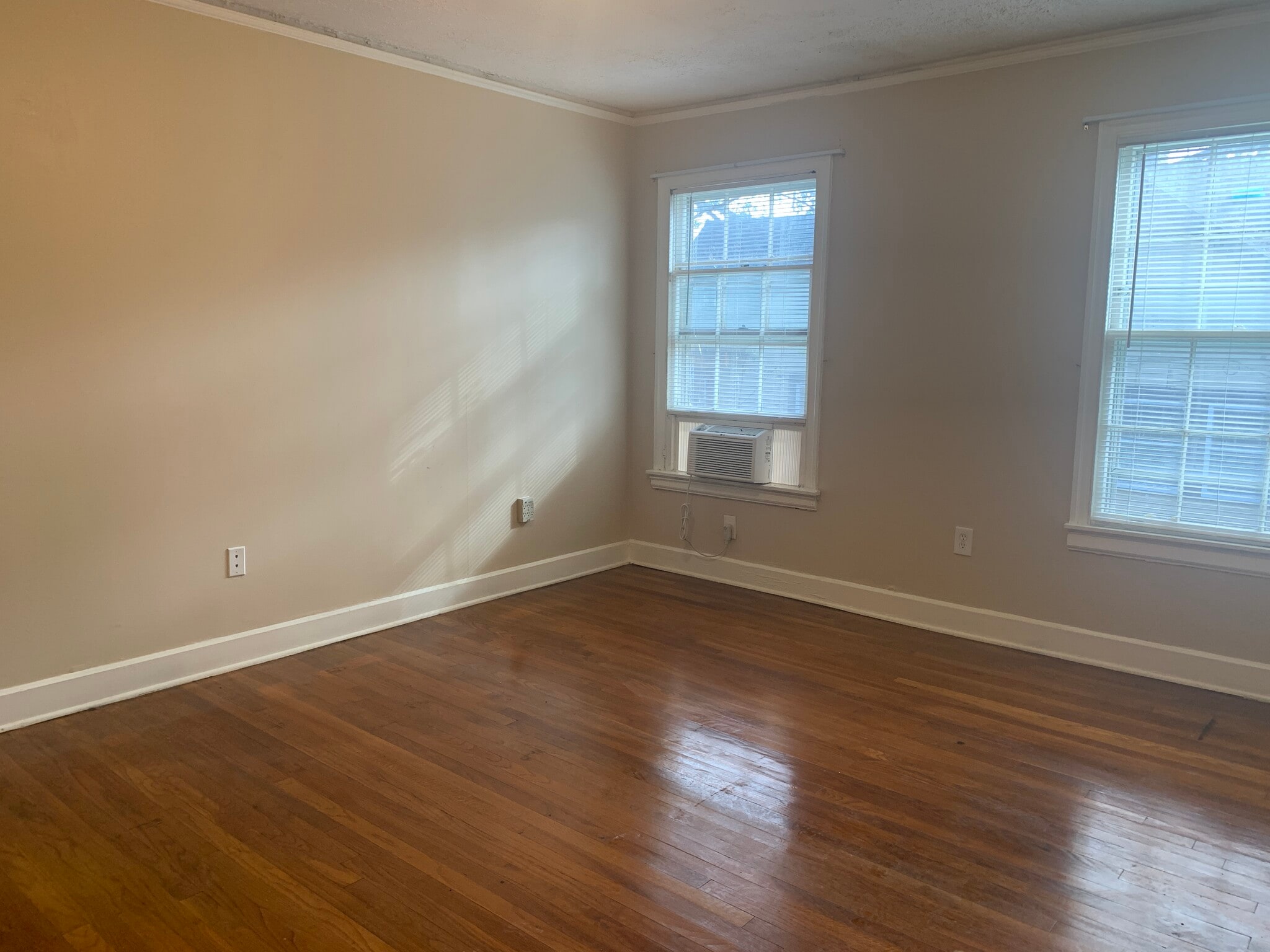 Master Bedroom - 1623 Ivy St