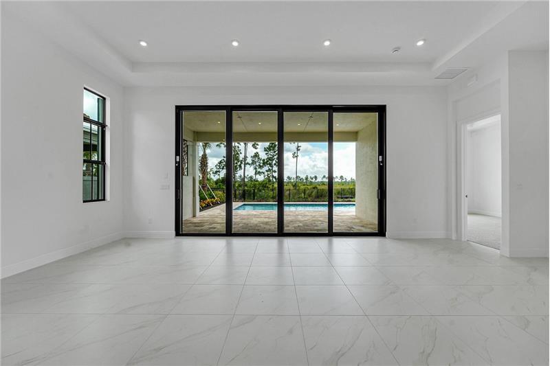 Building Photo - 13920 Vivant Dr