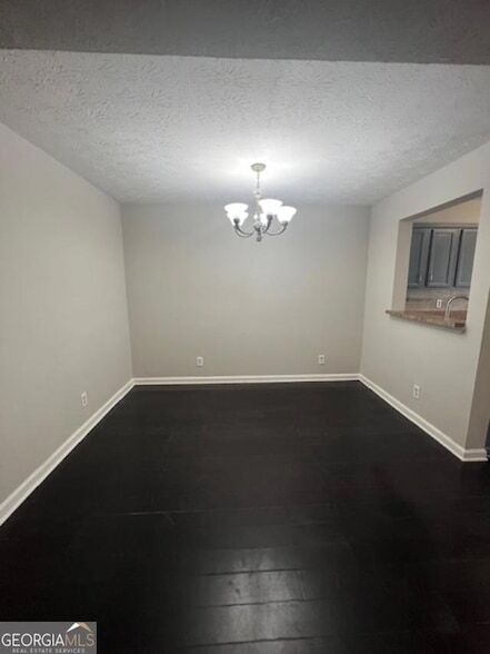 Building Photo - 9442 Cypress Ln