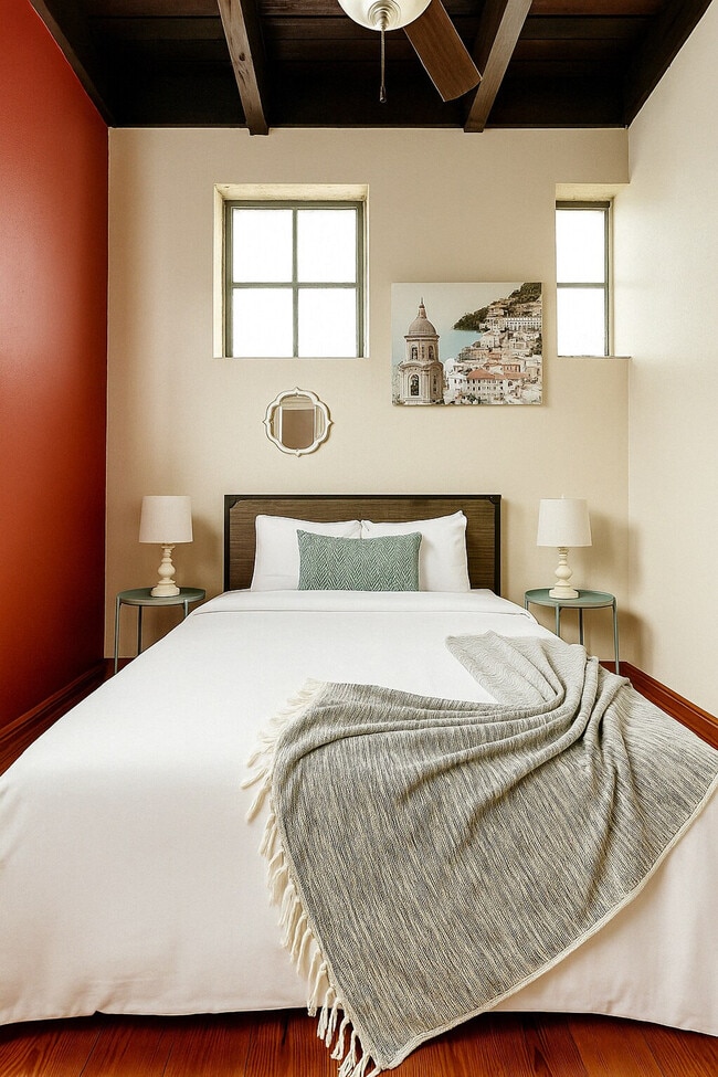 Building Photo - 521 N Jefferson Ave