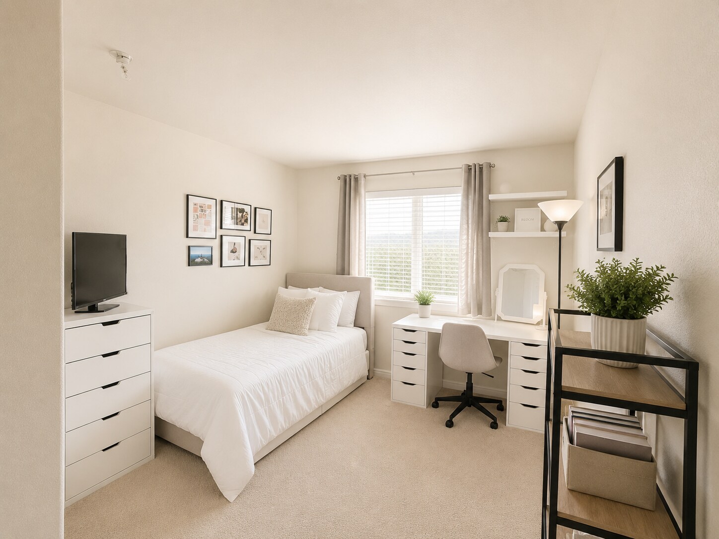 Building Photo - 16956 SW 134th Ter