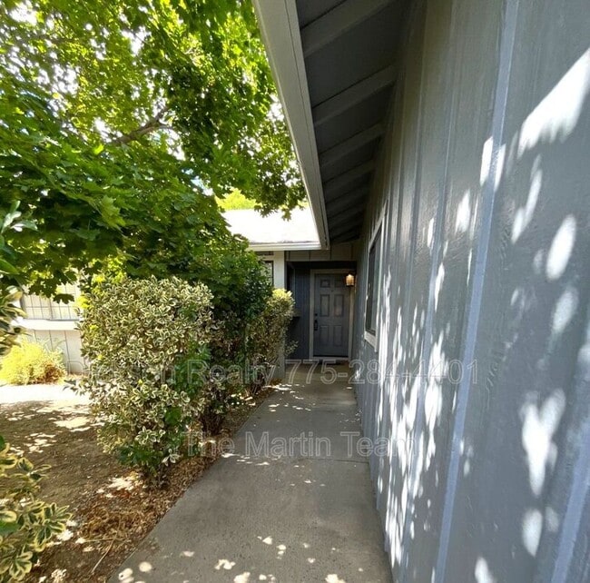 Building Photo - 5311 Coit Dr