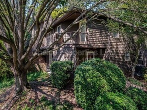 Building Photo - 3526 Colony Crossing Dr