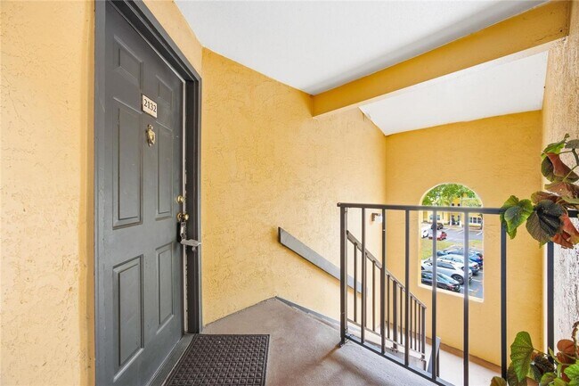 Building Photo - Location! Beautifully located condo just minutes from Orlando International Airport,