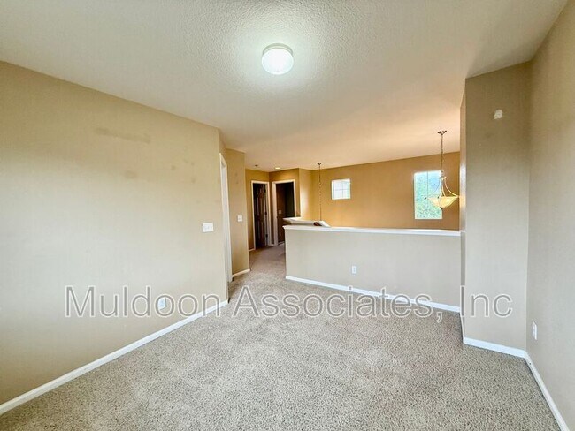 Building Photo - 2512 Sierra Springs Dr