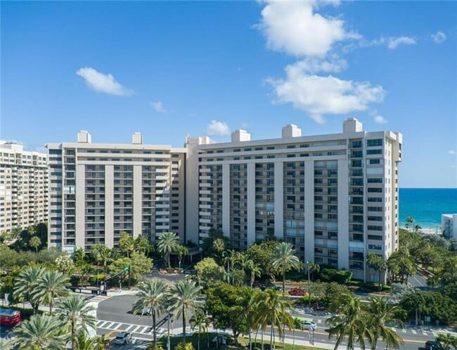 Building Photo - 4900 N Ocean Blvd