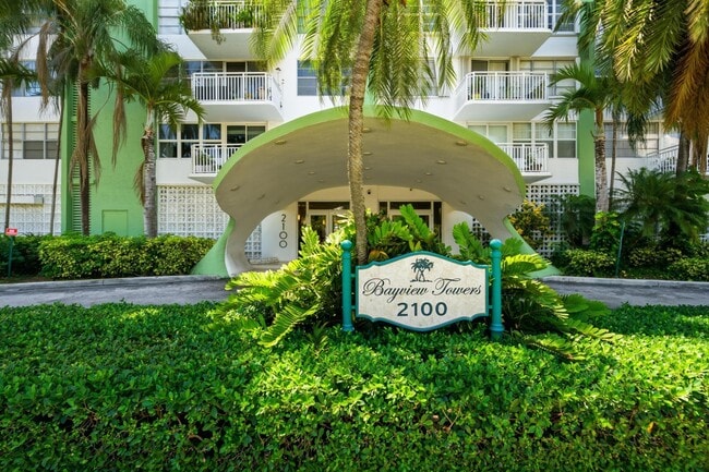 Building Photo - 2100 Sans Souci Blvd