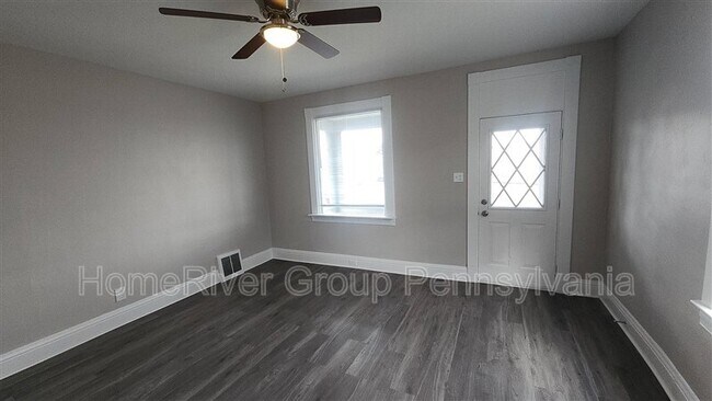 Building Photo - 303 Shady Ave