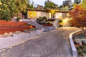Building Photo - 2412 Canyon Oak Dr