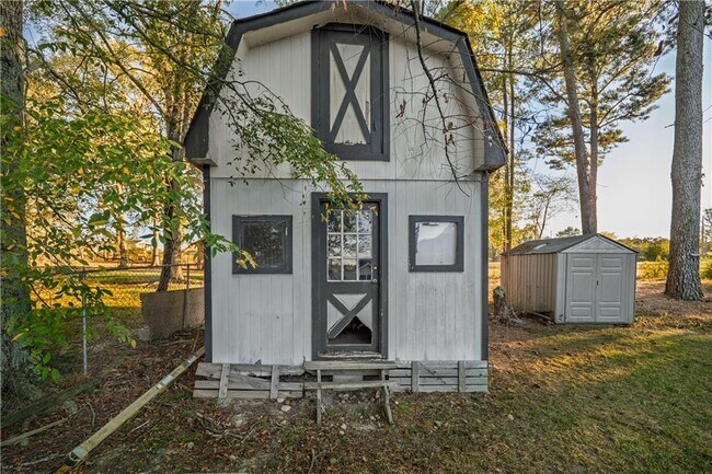 Building Photo - 42 Arnold Rd