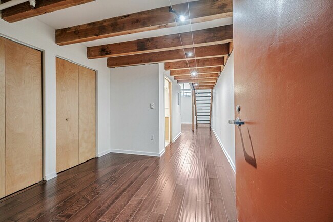 Building Photo - 175 Bluxome St