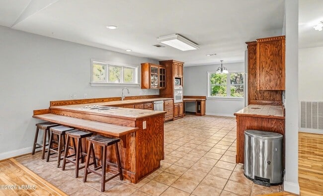 Building Photo - 1812 Dolphin Row Dr