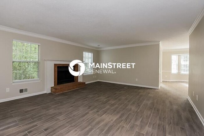 Building Photo - 3 Bedroom Pet-Friendly Home in Acworth, GA with Main Street Renewal
