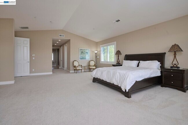 Building Photo - 3272 Ashbourne Cir