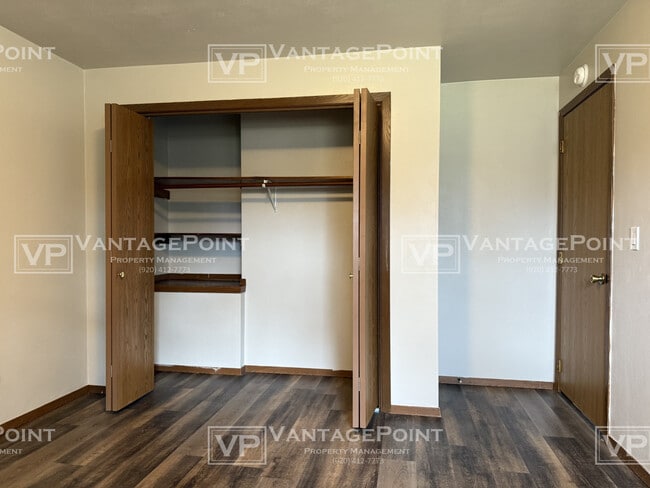 Building Photo - 2719 N Locust St